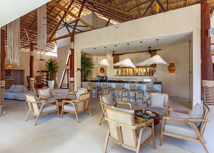 Hotel Shibari - Restaurant & Cenote Club